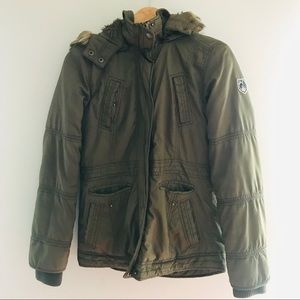 American Eagle Army Green Winter Jacket size small